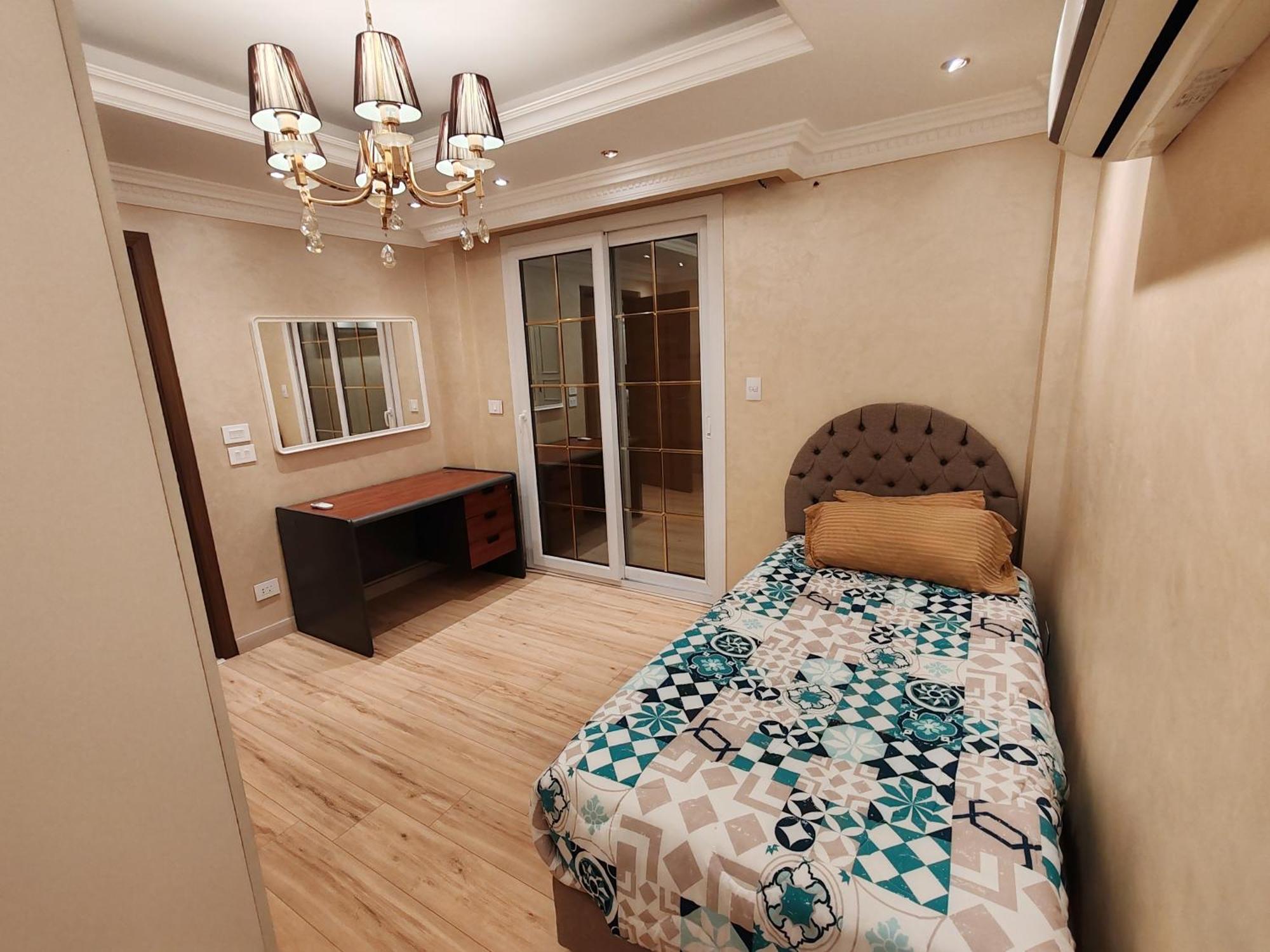 דירה Luxury Furnished Flat In Rehab New