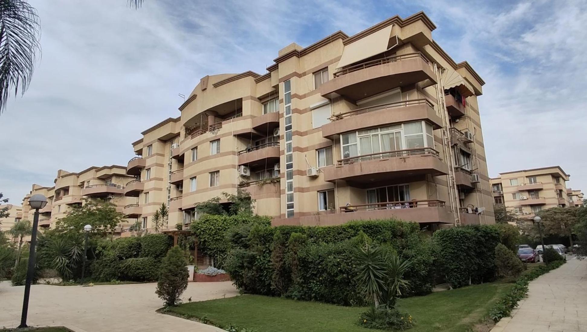 Luxury Furnished Flat In Rehab New