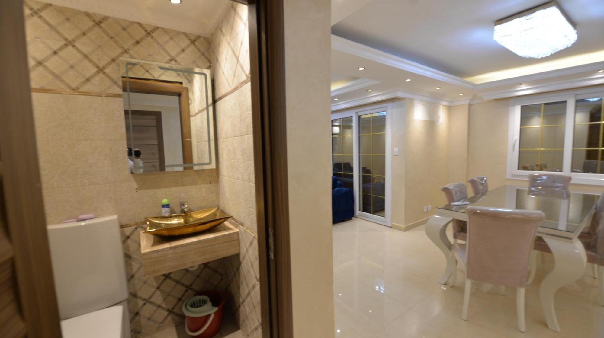 Apartment Luxury Furnished Flat In Rehab New